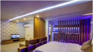Sea View Penthouse Suite | واي فاي مجانًا وملاءات أسرّة
