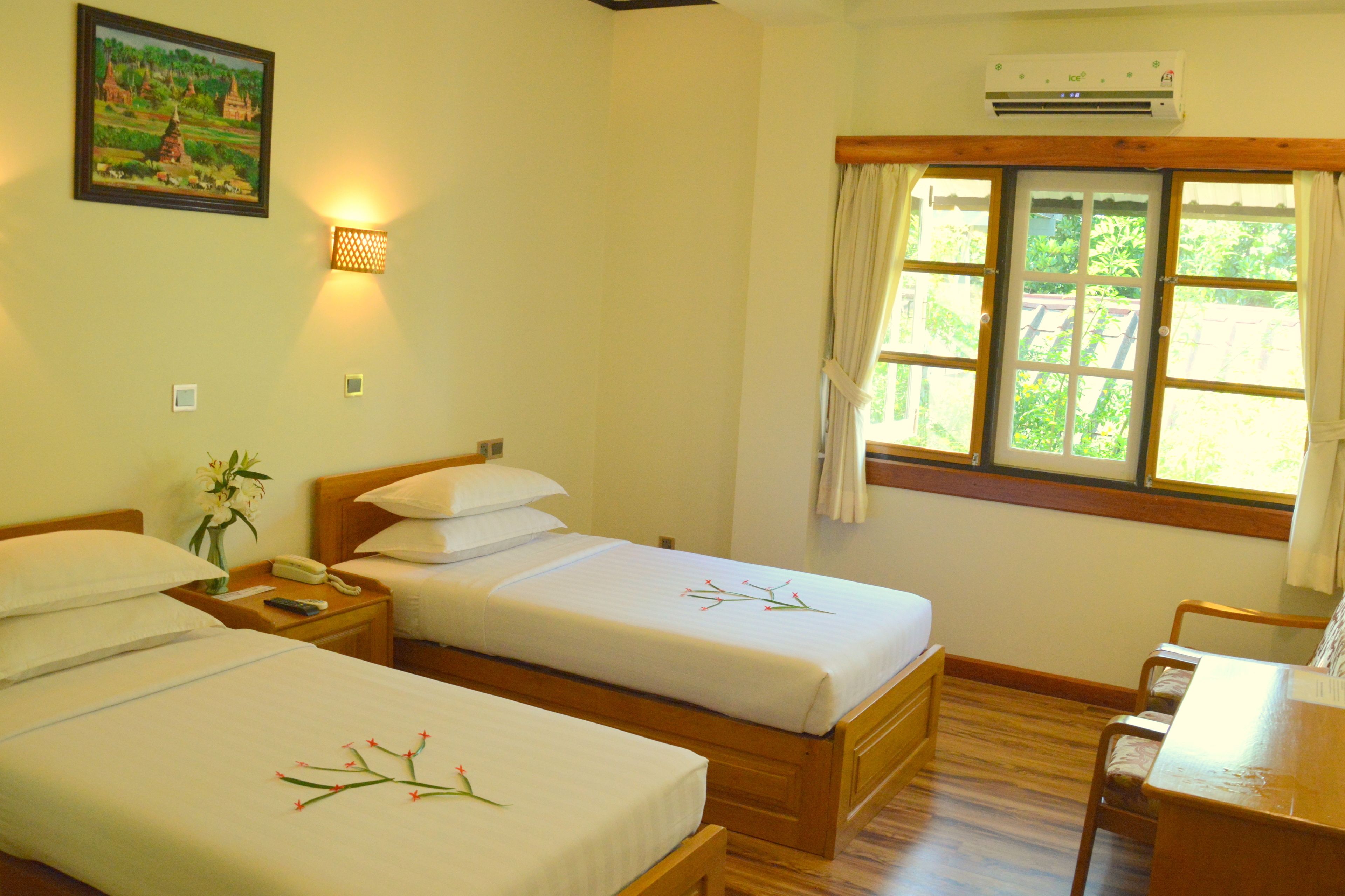 superior twin room | minibar, in-room safe, desk, blackout curtains