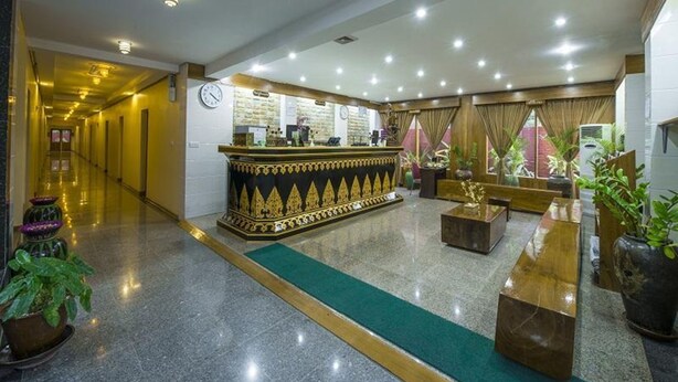 Lobby - Crown Prince Hotel (Nyaung-U)