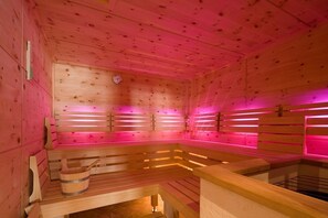 Sauna, steam room - Hotel Obermair (Fieberbrunn)