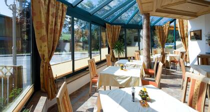 Hotel Obermair