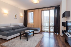 Apartment, 2 Bedrooms (Free Mineral Pool, Saunas, Steam bath)