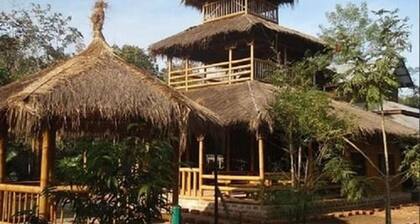 Golden Sunrise Hotel