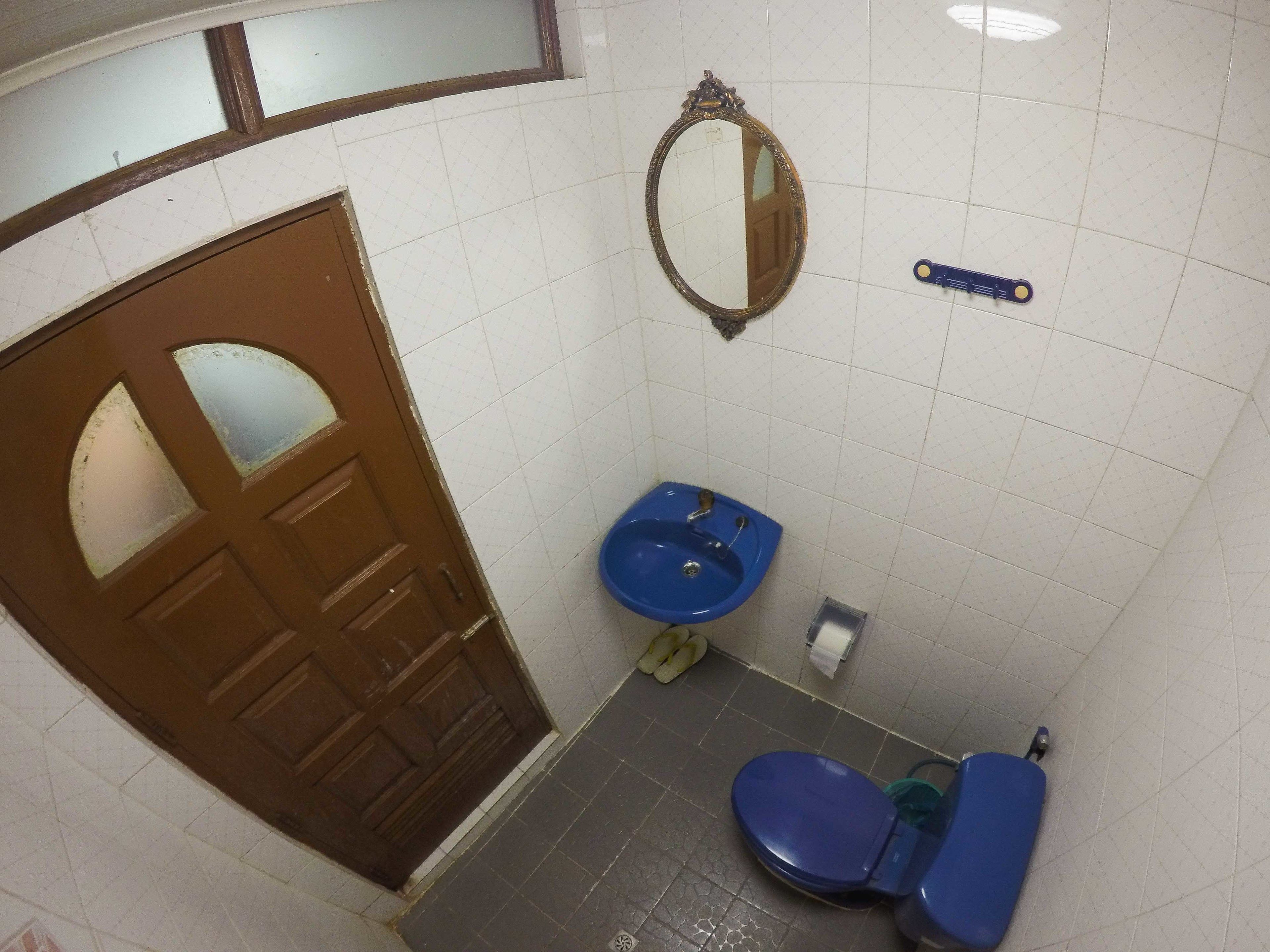 shower, free toiletries, hair dryer, slippers