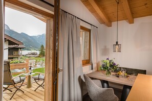 Exclusive Apartment, 1 Bedroom, Balcony | Living area