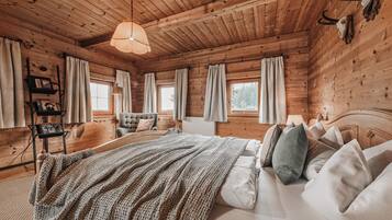 Luxury Chalet, 3 Bedrooms, Sauna | 1 bedroom, premium bedding, down duvets, minibar