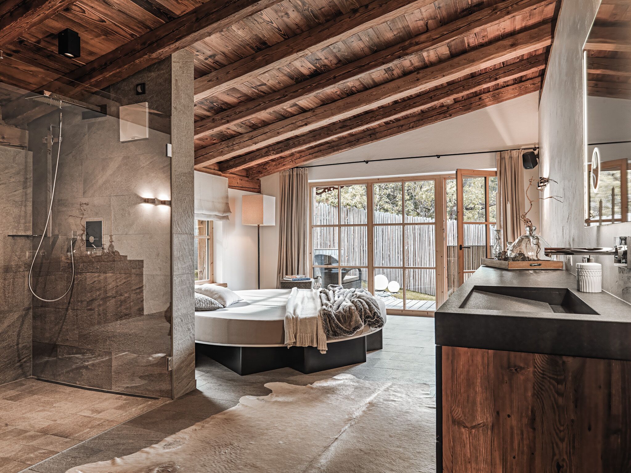 outdoor treatment area, sauna, steam room, body treatments