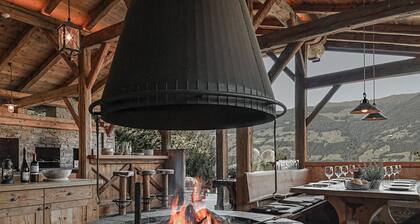 ASTER Boutique Hotel & Chalets