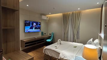 Superior Room | Escritorio, wifi gratis y ropa de cama