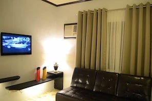 Resort, 1 Bedroom | Living area