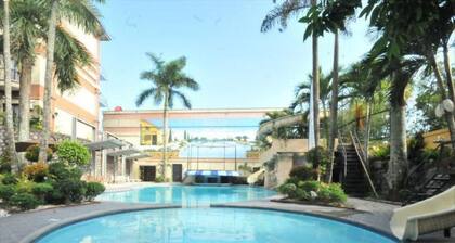 Queen Margarette Hotel - Main