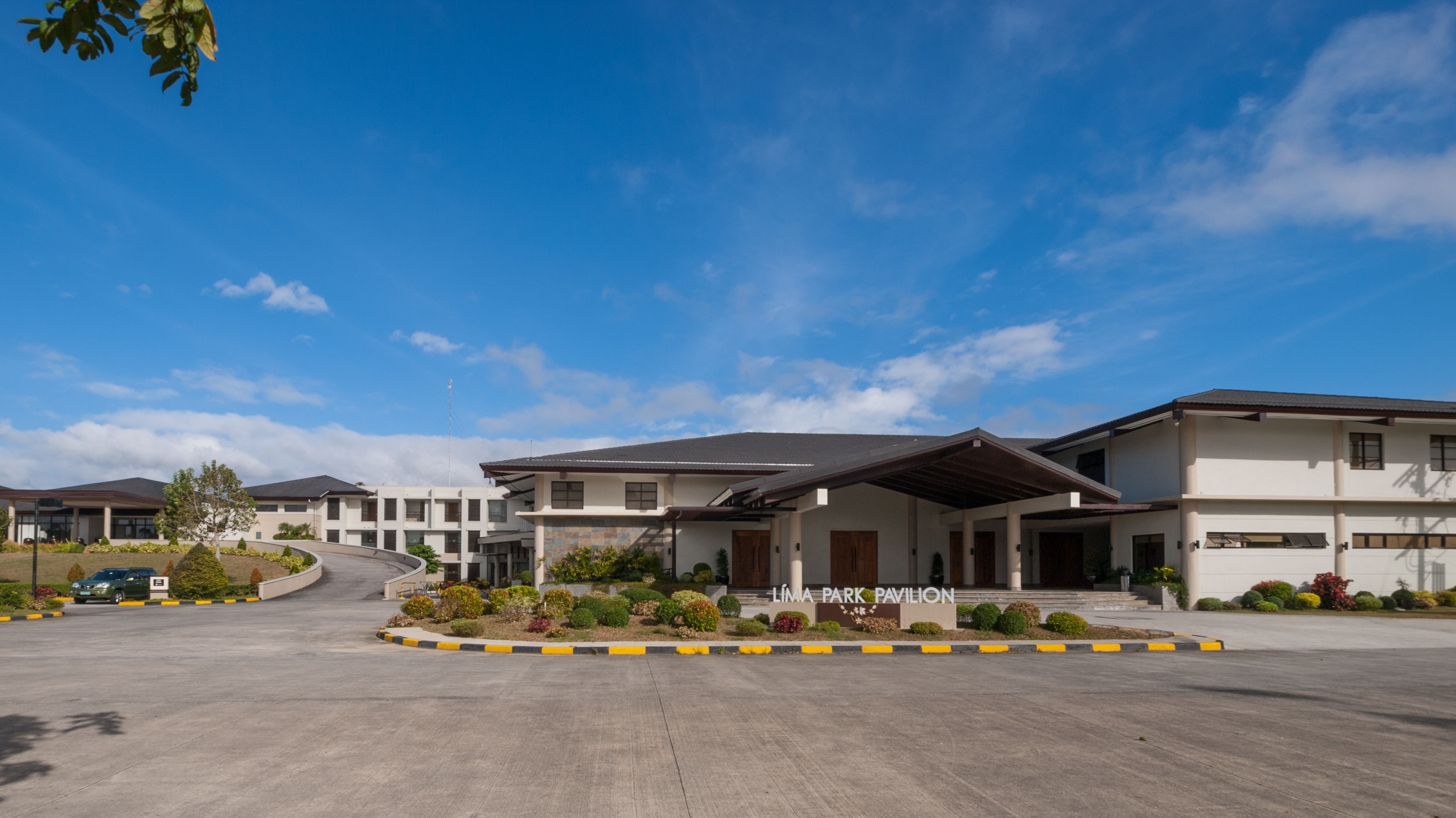 in-room safe, desk, blackout curtains, free wifi