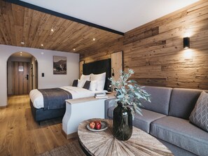 Deluxe kamer | Luxe beddengoed, een kluis op de kamer, gratis wifi, beddengoed