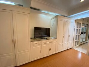Interior - Stonehouse Bed and Breakfast (Quezon City)