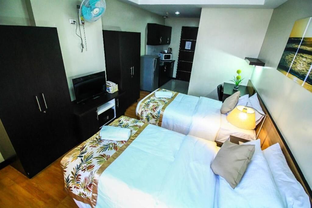 Premier Room | Desk, free WiFi, bed sheets