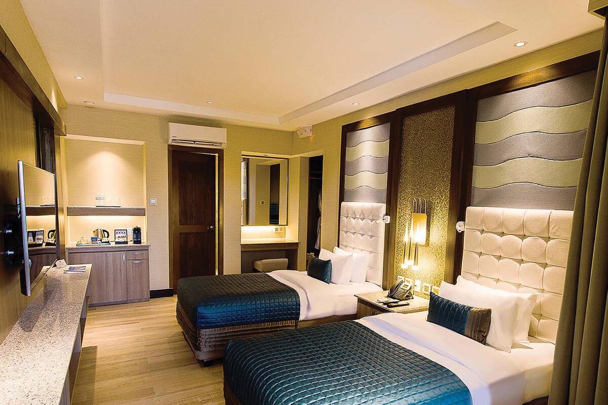 La Prima (Twin) | In-room safe, blackout curtains, iron/ironing board (on request)