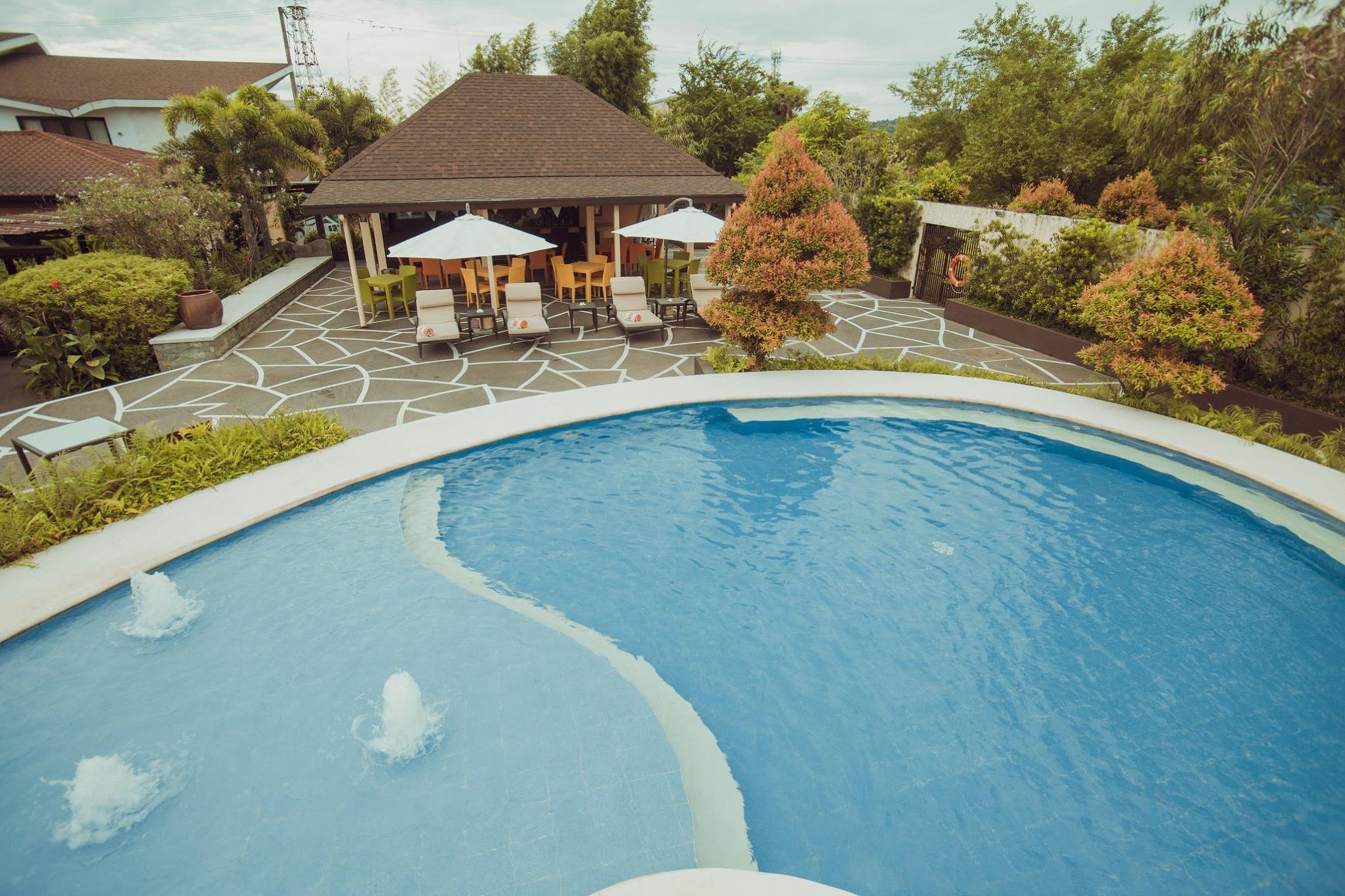 Outdoor pool, open 8 AM to 8 PM, pool umbrellas, sun loungers