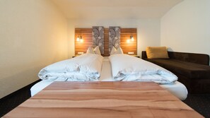 Double Room, Balcony, Mountain View | Desk, free WiFi, bed sheets - Hotel Gasthof Alpenblick (Radfeld)