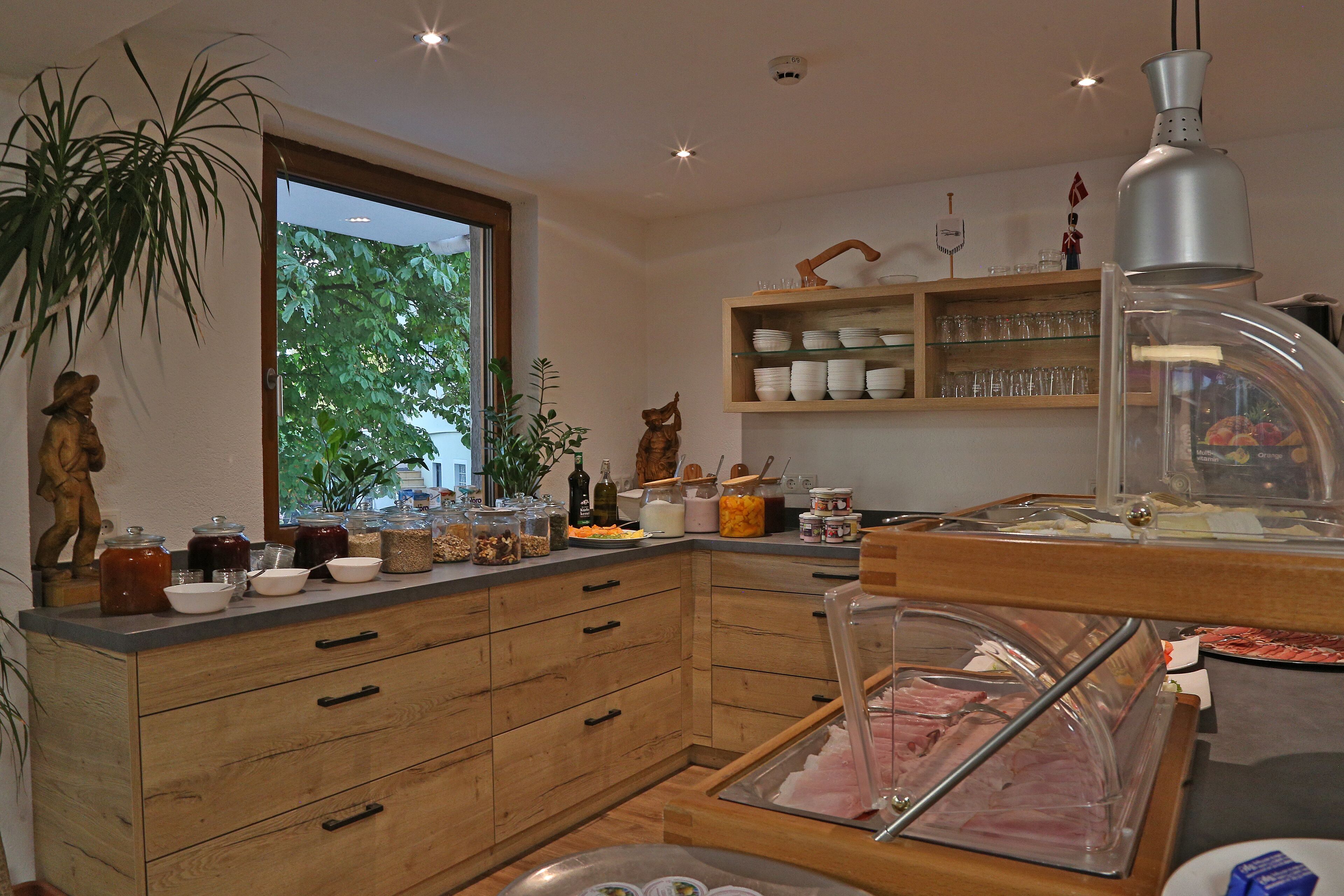 daily buffet breakfast (eur 15 per person)