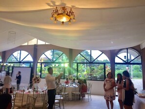 Indoor wedding - The Q Hotel & Restaurant (Tagaytay)