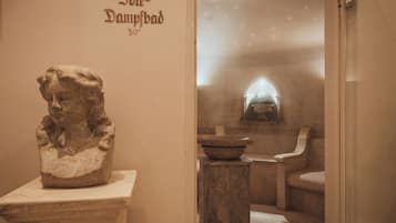 Sauna, bilik wap, mandi tangas / hammam, rawatan badan, lulur badan