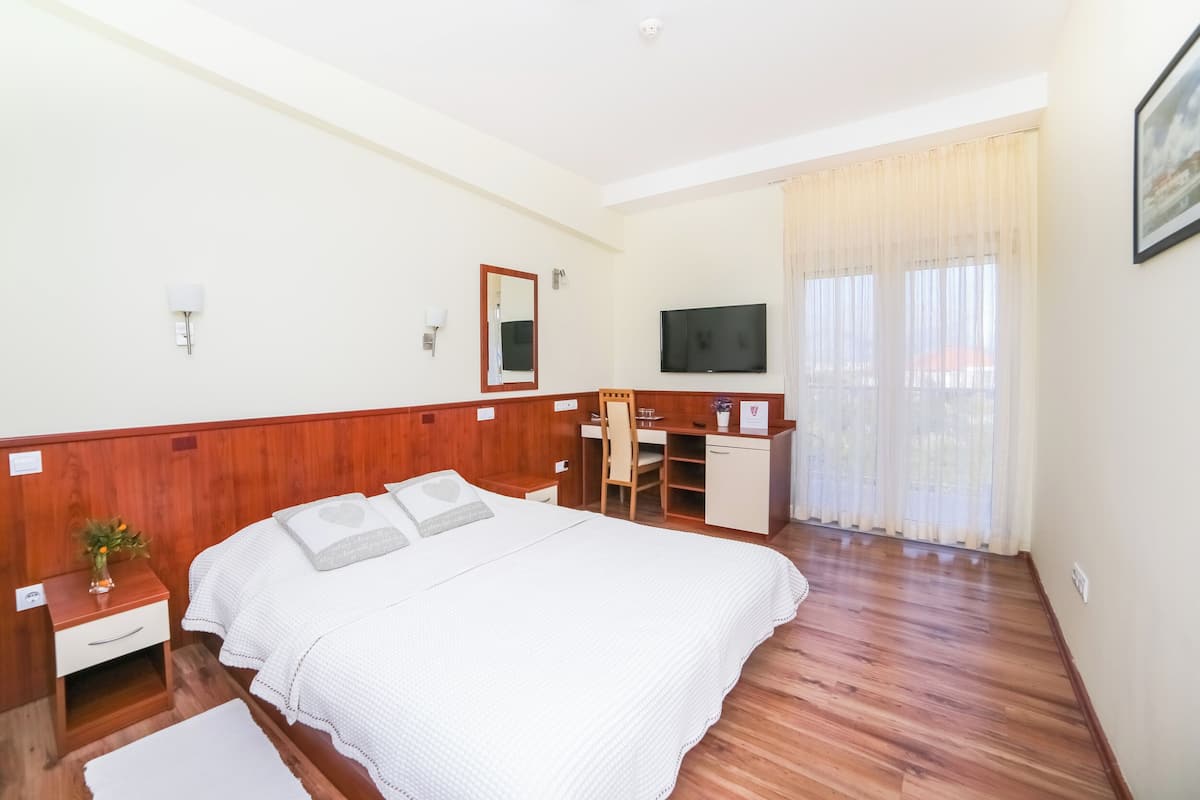 Chambre Confort Double ou avec lits jumeaux