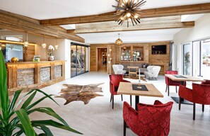 Reception - Hotel Leamwirt (Hopfgarten im Brixental)