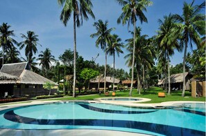 Outdoor pool, pool loungers