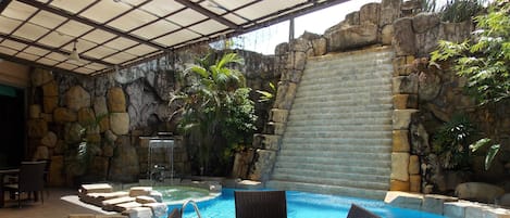 Piscine extérieure