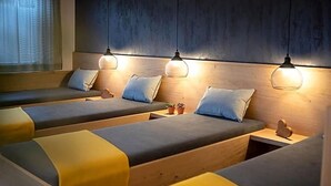 Ảnh chưa phân loại, 2 trong số 90 ảnh, nút