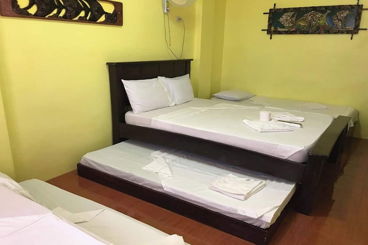Chambre Familiale, climatisation, vue montagne