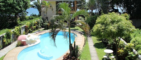 Outdoor pool, sun loungers