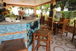 Bar (on property) - Wellbeach Dive Resort (Zamboanguita)