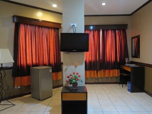 Family Room | Room amenity