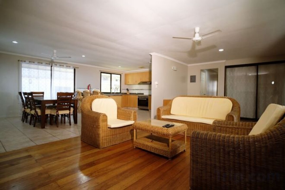 5 Bedrooms