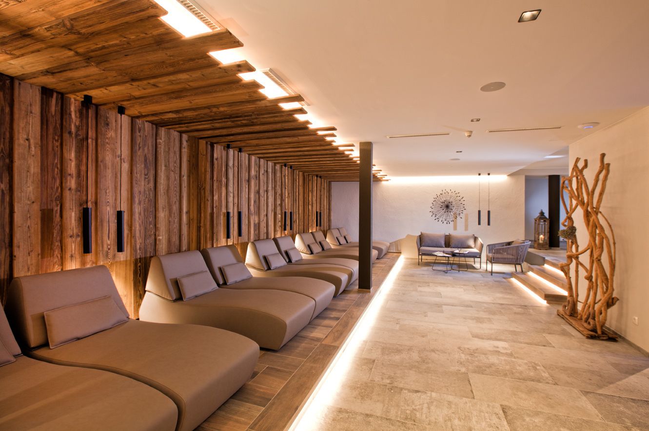 Sauna, steam room, body treatments, hot stone massages, body wraps