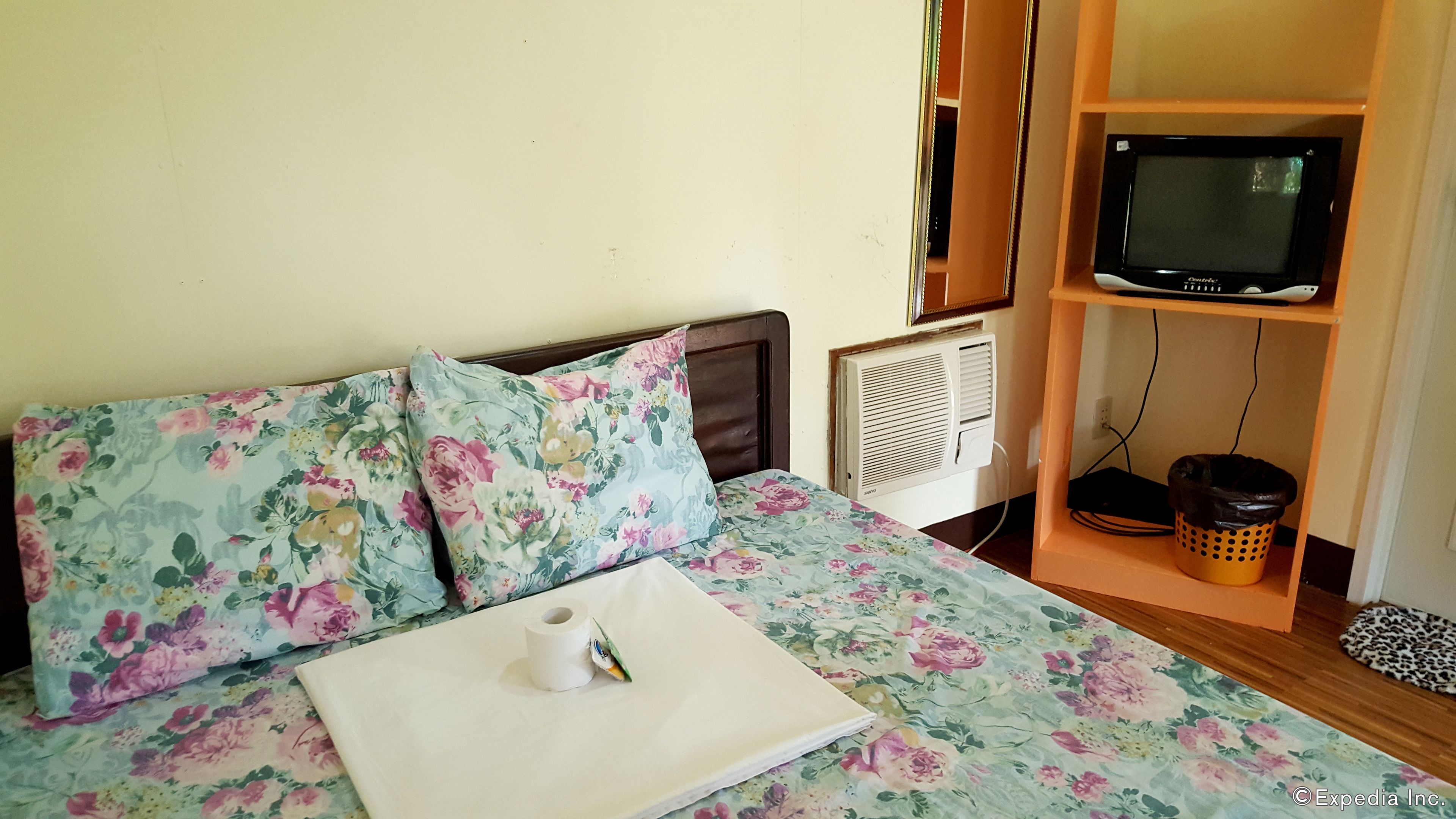 double room | soundproofing, free wifi, bed sheets