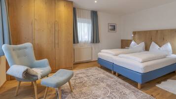 Comfort Apartment, 2 Bedrooms (excl. 110€ Cleaning Fee) | In-room safe, individually decorated, individually furnished, free WiFi
