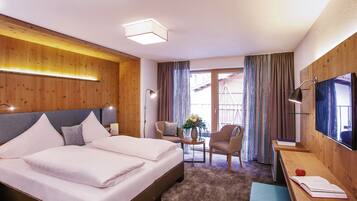 Classic-Doppel- oder -Zweibettzimmer, 1 Doppelbett | Allergikerbettwaren, Minibar, Zimmersafe, individuell dekoriert