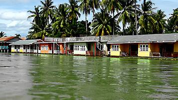 Floating Studio | Pemandangan dari bilik
