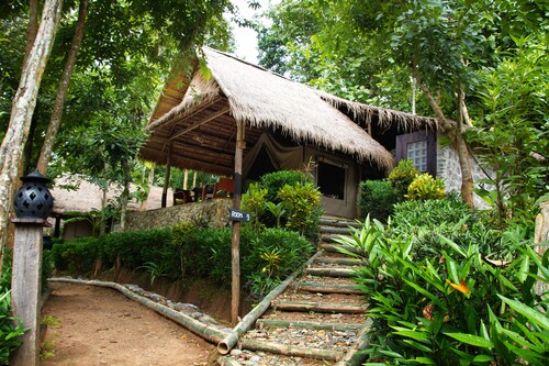 Kamu Lodge