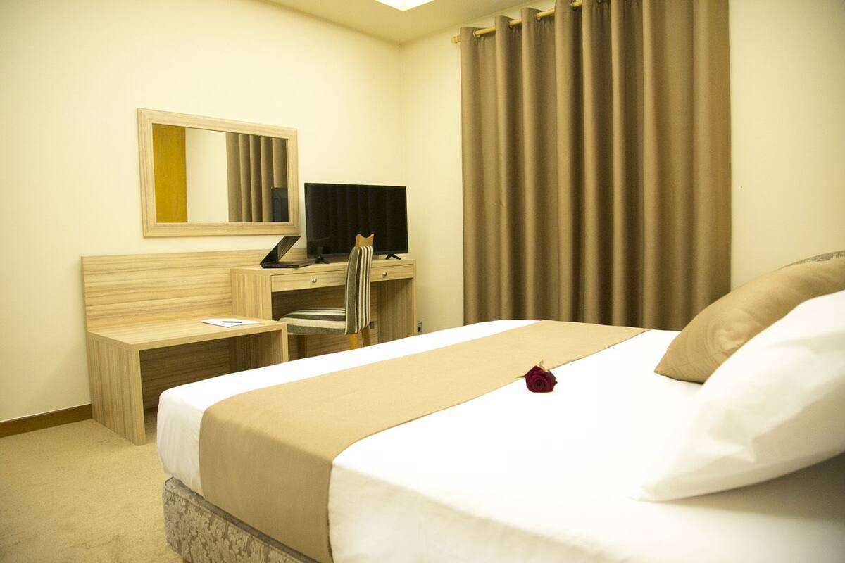 Executive Suite