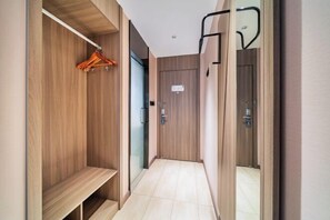 Room - HanTing Hotel (Chongqing Jiazhou Huahuiyuan Subway Station) (Chongqing)