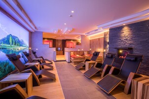 Tratamientos corporales, aromaterapia, masajes con piedras calientes 