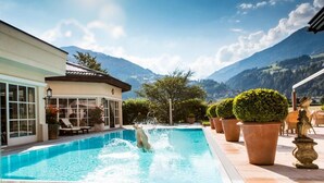 View from property - Theresa Wellness Genievuer Hotel (Zell am Ziller)