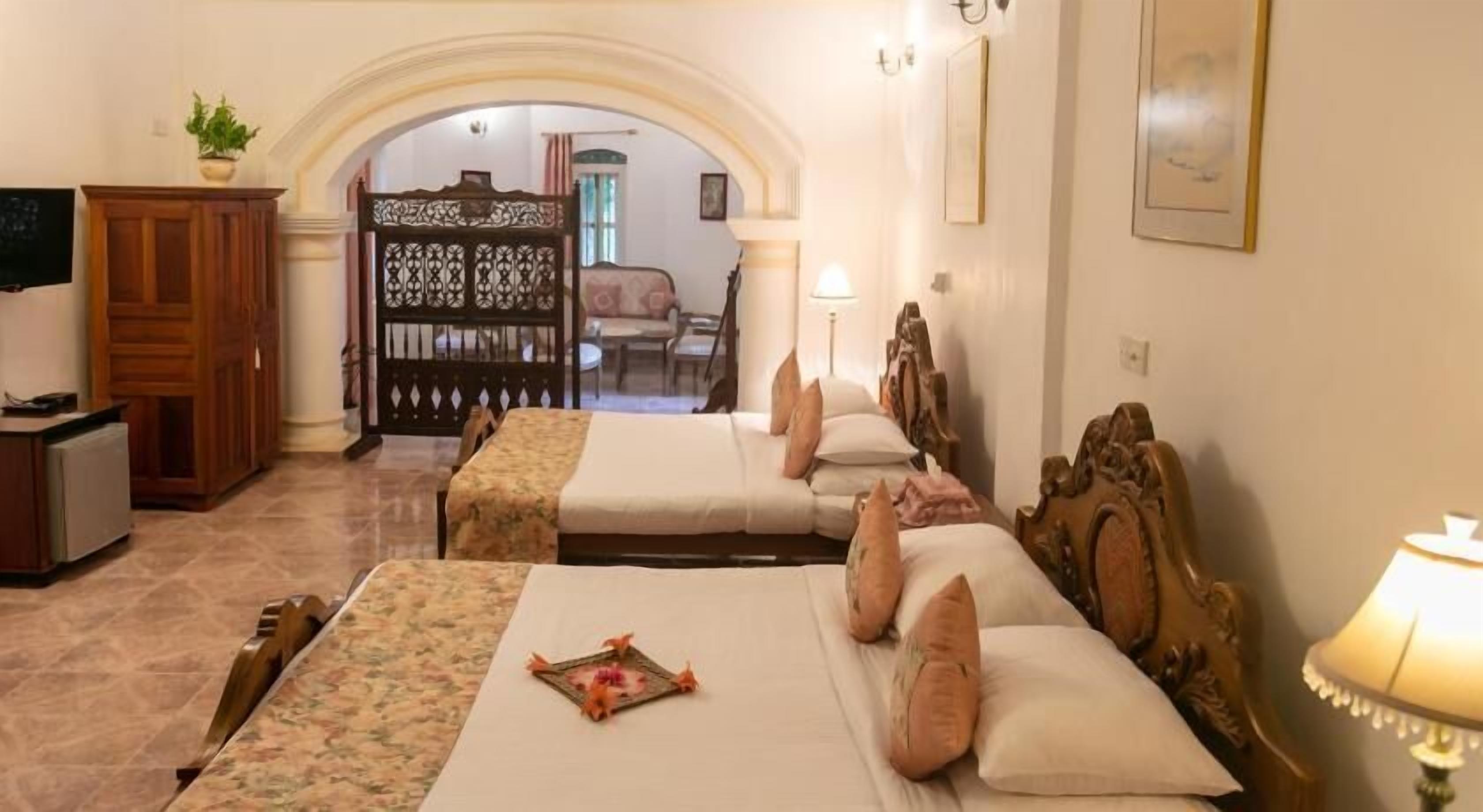 Ropa de cama de alta calidad y minibar 