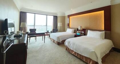 Long Wish Hotel International