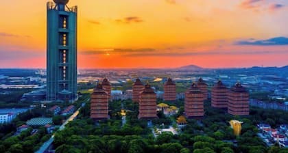 Long Wish Hotel International