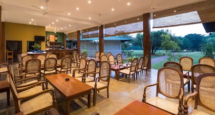 Camellia Resort and Spa