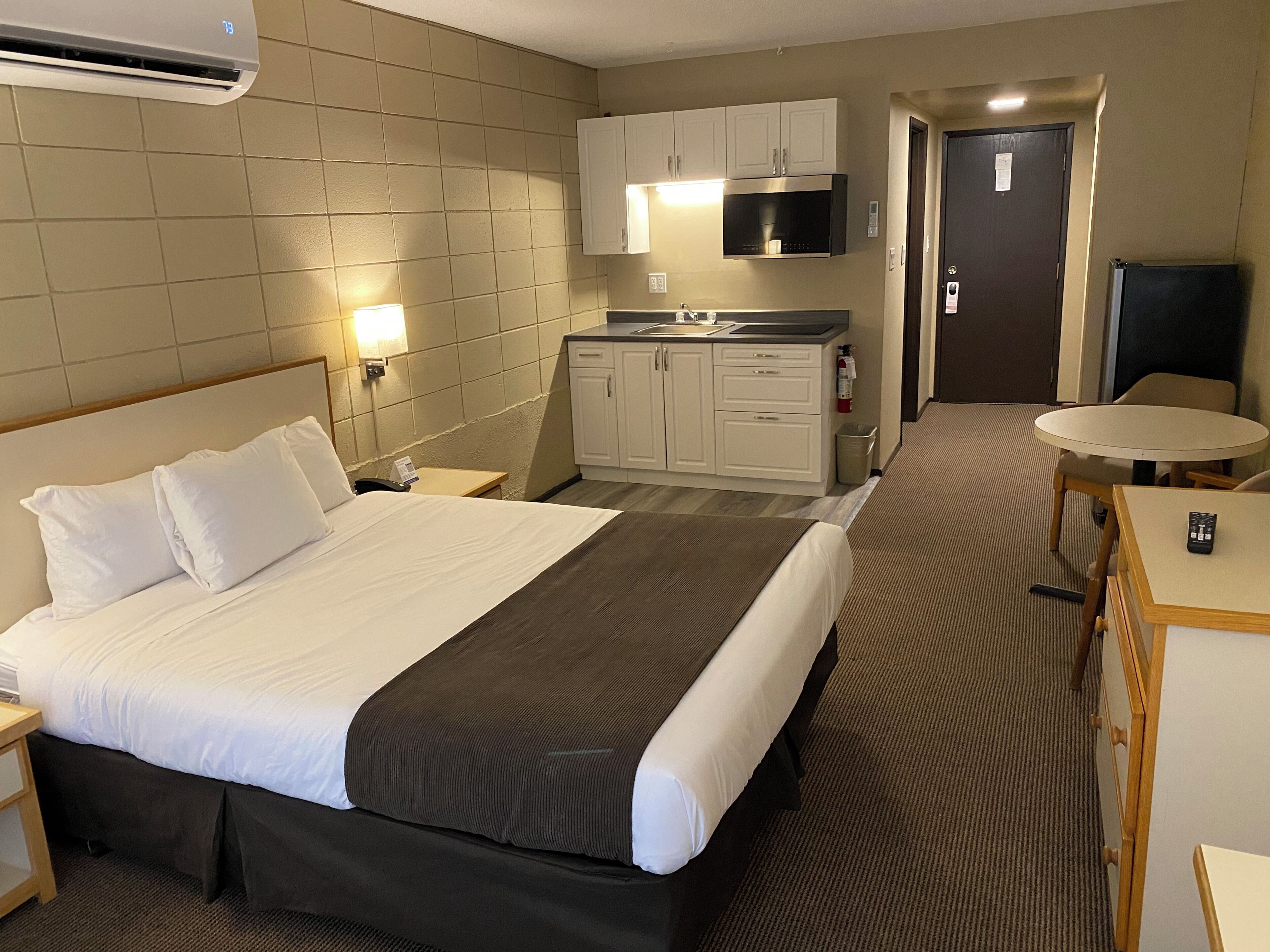 بديكورات فريدة لكل غرفة وطراز فريد لكل وحدة ومكتب